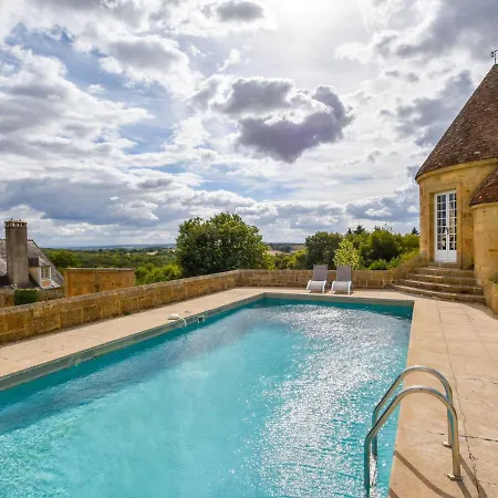 Holiday home Gorgeous Manor In The Auvergne With Private Pool